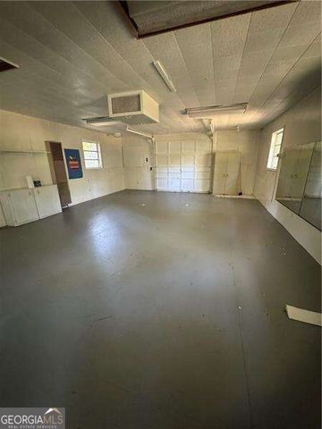 304 Colewood Way NW, Sandy Springs, GA 30328