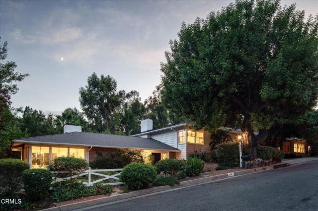 1650 Knollwood Drive, Pasadena, CA 91103