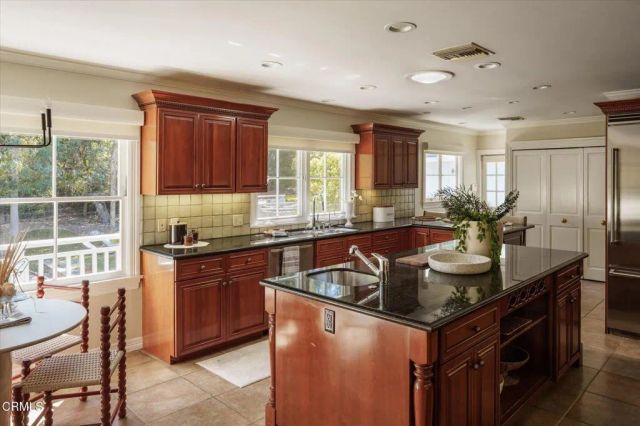 1650 Knollwood Drive, Pasadena, CA 91103