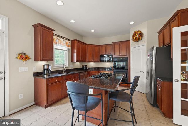 19296 CREEK FIELD CIR, Leesburg, VA 20176