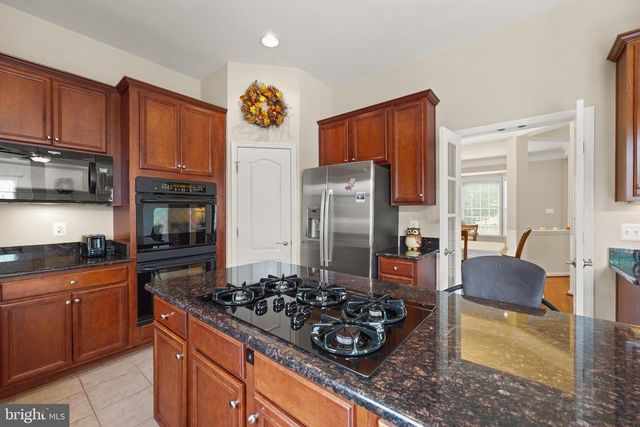 19296 CREEK FIELD CIR, Leesburg, VA 20176