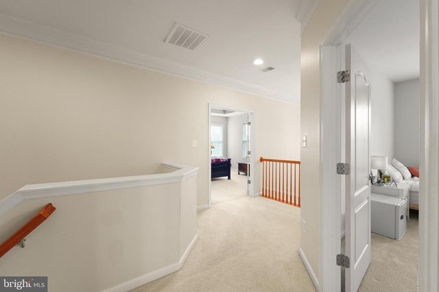 19296 CREEK FIELD CIR, Leesburg, VA 20176