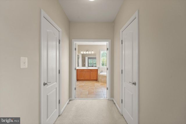 19296 CREEK FIELD CIR, Leesburg, VA 20176