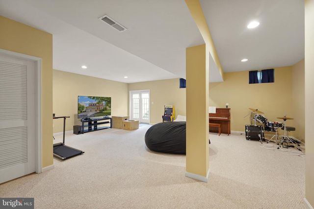 19296 CREEK FIELD CIR, Leesburg, VA 20176
