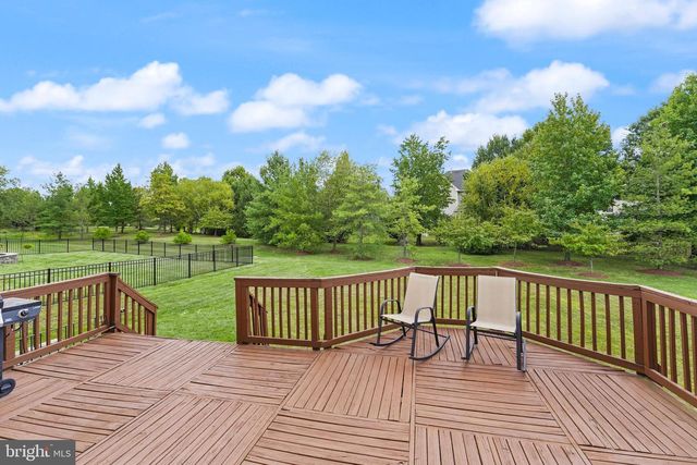 19296 CREEK FIELD CIR, Leesburg, VA 20176