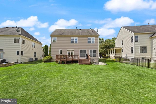 19296 CREEK FIELD CIR, Leesburg, VA 20176