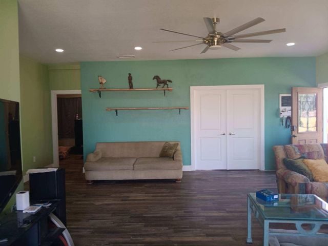 14923 Westside Blvd, Livingston, CA 95334