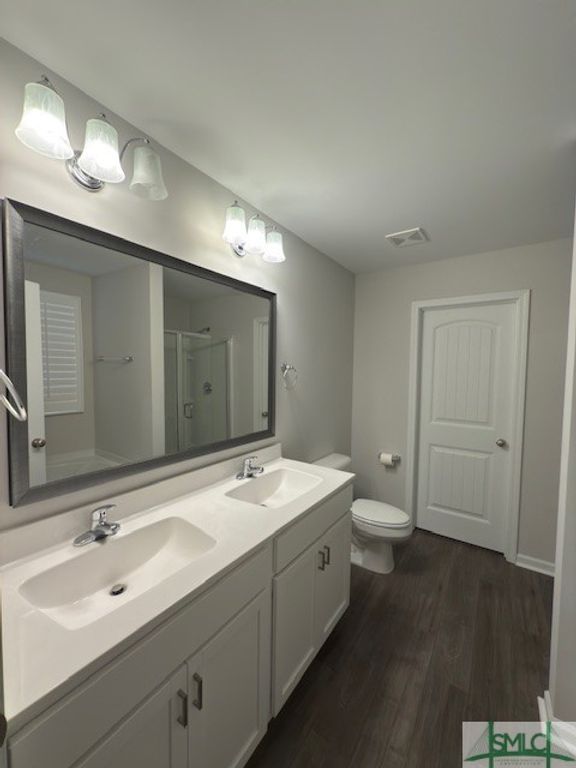 Image 22 of property listing at 108 Dunnoman Drive, Savannah, GA 31419