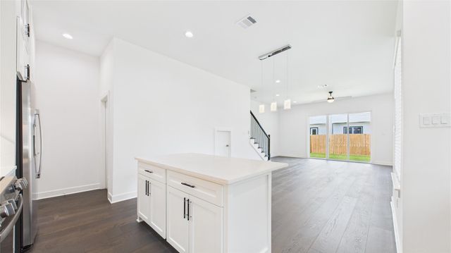 6734 Lozier Street, Houston, TX 77021