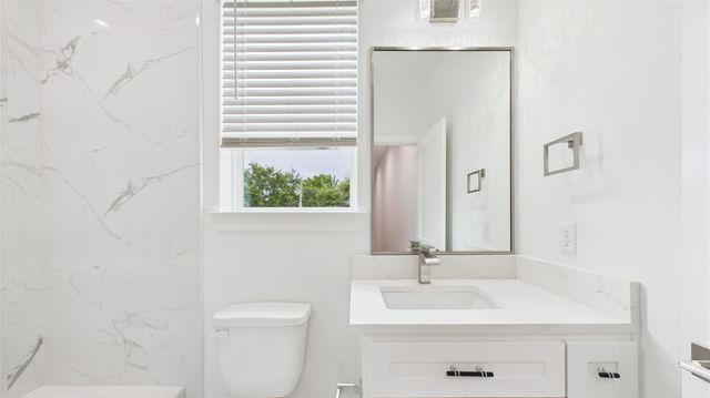 6734 Lozier Street, Houston, TX 77021