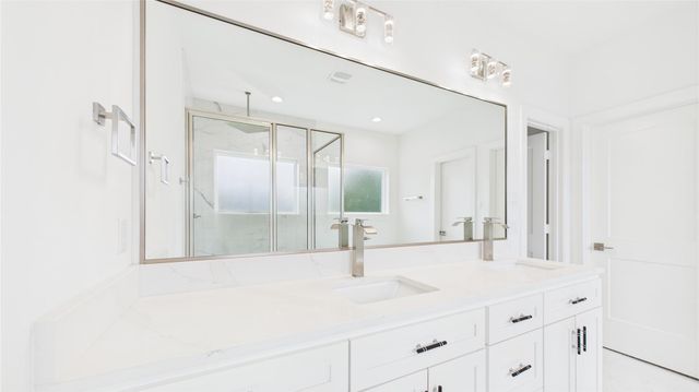 6734 Lozier Street, Houston, TX 77021