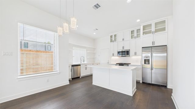 6734 Lozier Street, Houston, TX 77021