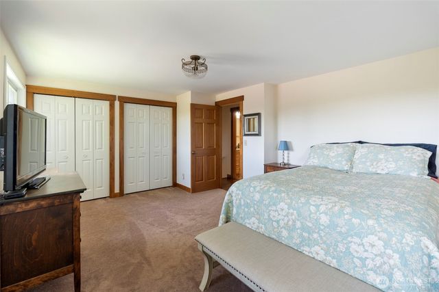 124 Gunnell Road, Winlock, WA 98596