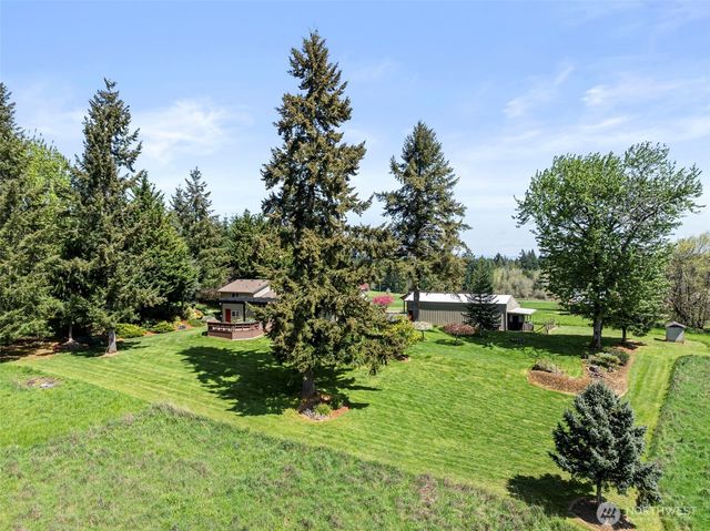 124 Gunnell Road, Winlock, WA 98596