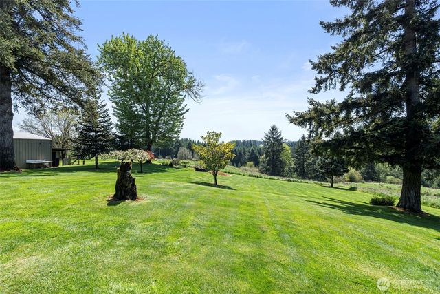 124 Gunnell Road, Winlock, WA 98596