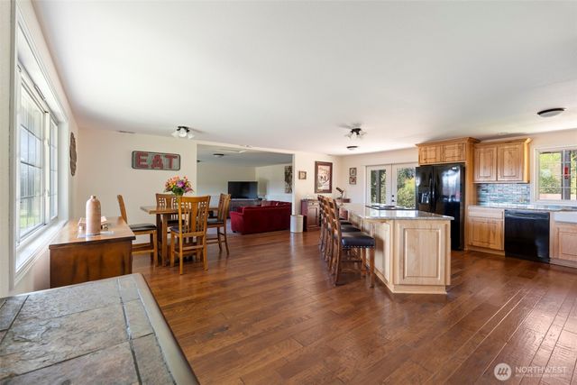 124 Gunnell Road, Winlock, WA 98596