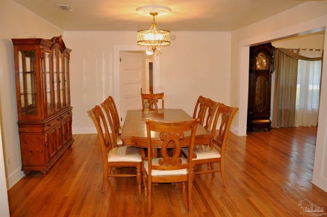 6570 Old Hwy 90, Milton, FL 32570