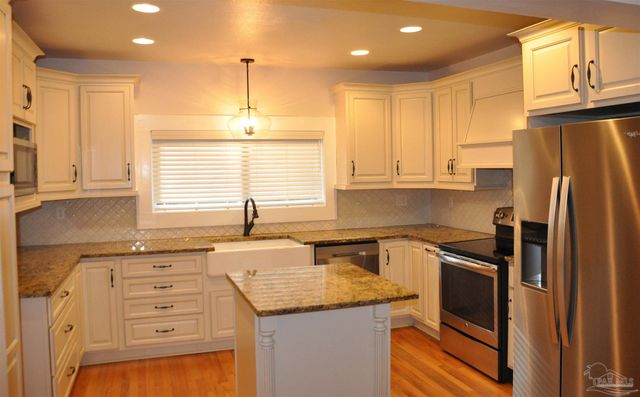 6570 Old Hwy 90, Milton, FL 32570