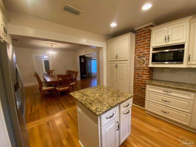 6570 Old Hwy 90, Milton, FL 32570