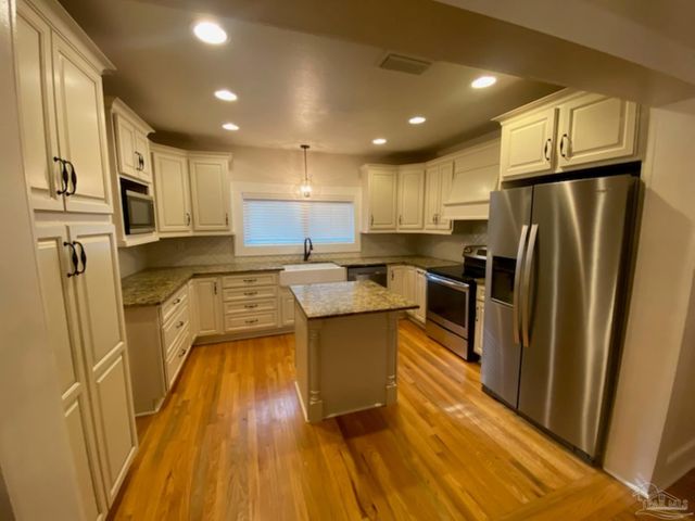 6570 Old Hwy 90, Milton, FL 32570