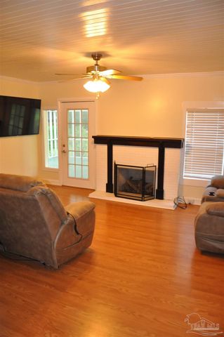 6570 Old Hwy 90, Milton, FL 32570