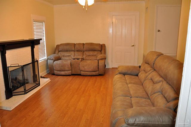 6570 Old Hwy 90, Milton, FL 32570