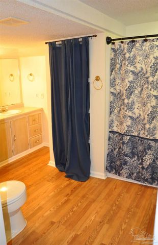 6570 Old Hwy 90, Milton, FL 32570