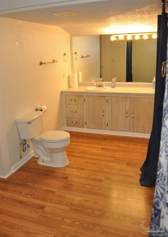 6570 Old Hwy 90, Milton, FL 32570