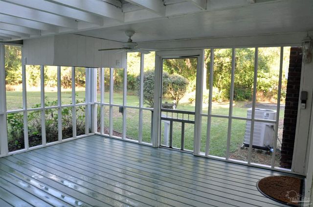 6570 Old Hwy 90, Milton, FL 32570