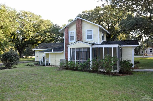 6570 Old Hwy 90, Milton, FL 32570