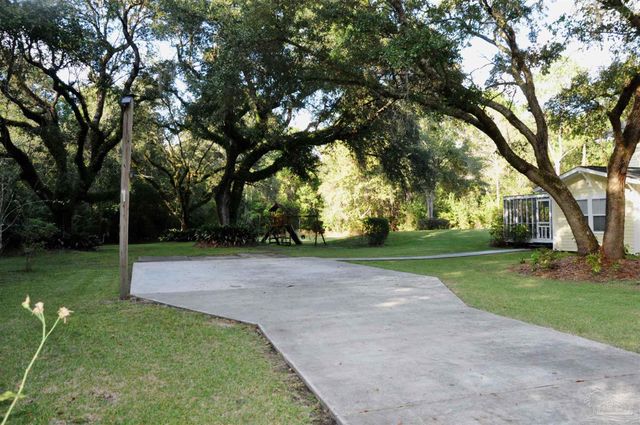 6570 Old Hwy 90, Milton, FL 32570