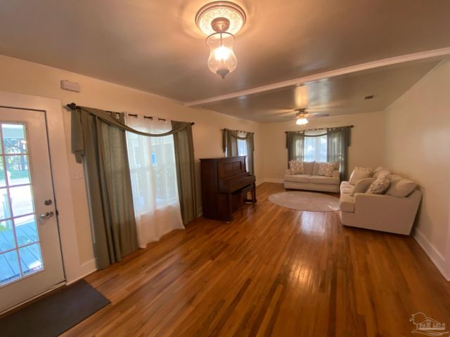 6570 Old Hwy 90, Milton, FL 32570