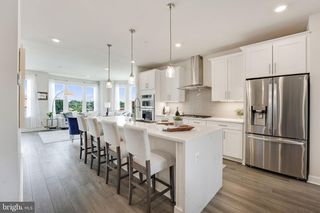 119 MARKET SQ NW #38, Vienna, VA 22180
