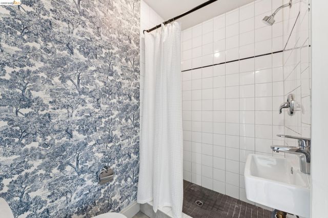 7206 A St, El Cerrito, CA 94530