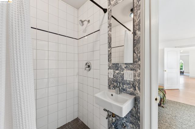 7206 A St, El Cerrito, CA 94530