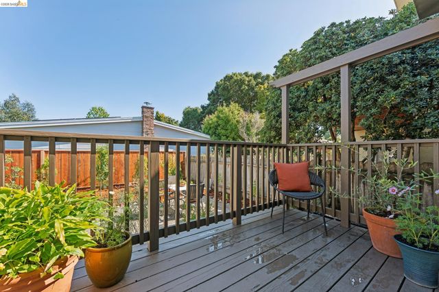 7206 A St, El Cerrito, CA 94530
