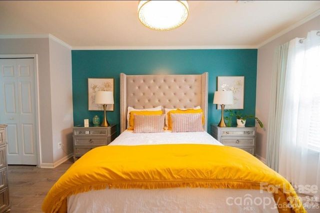 16855 Greenlawn Hills Court, Charlotte, NC 28213