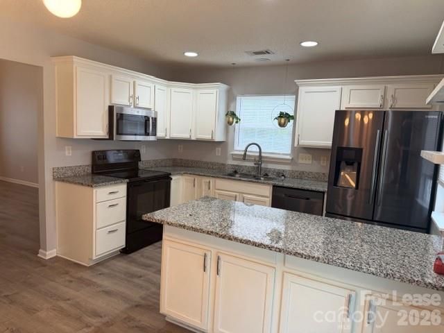 16855 Greenlawn Hills Court, Charlotte, NC 28213