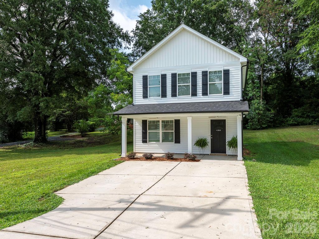 28 B Willowbrook Drive NW, Concord, NC 28027
