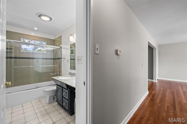 1255 Acredale Drive, Florissant, MO 63033