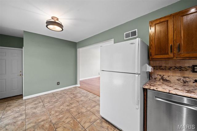 1255 Acredale Drive, Florissant, MO 63033