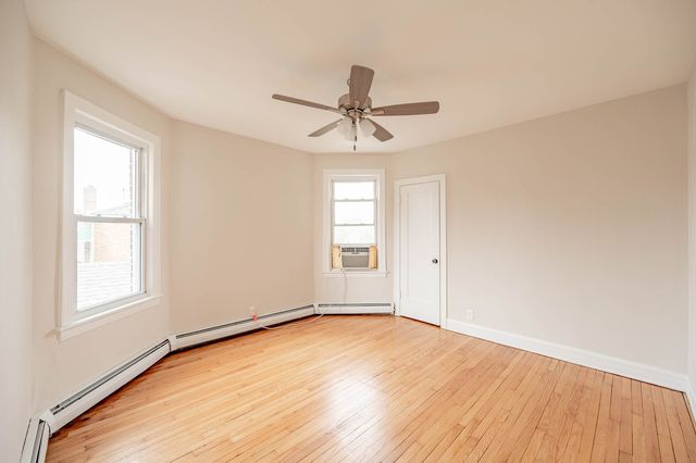 8344 S Lafayette Avenue, Chicago, IL 60620