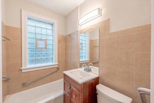 8344 S Lafayette Avenue, Chicago, IL 60620