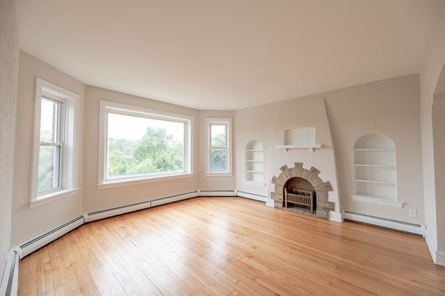 8344 S Lafayette Avenue, Chicago, IL 60620