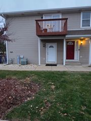 12245 Fairway Circle D, Blue Island, IL 60406