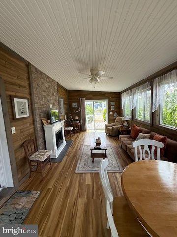 28 SALT SPRAY DR, Berlin, MD 21811