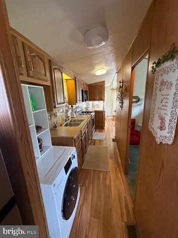 28 SALT SPRAY DR, Berlin, MD 21811