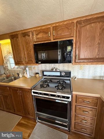28 SALT SPRAY DR, Berlin, MD 21811