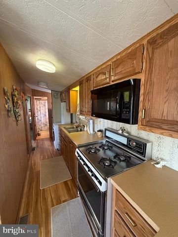 28 SALT SPRAY DR, Berlin, MD 21811