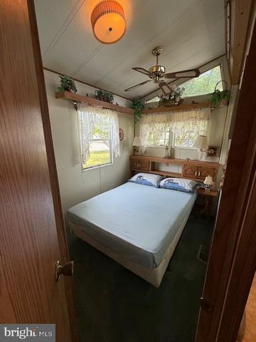 28 SALT SPRAY DR, Berlin, MD 21811